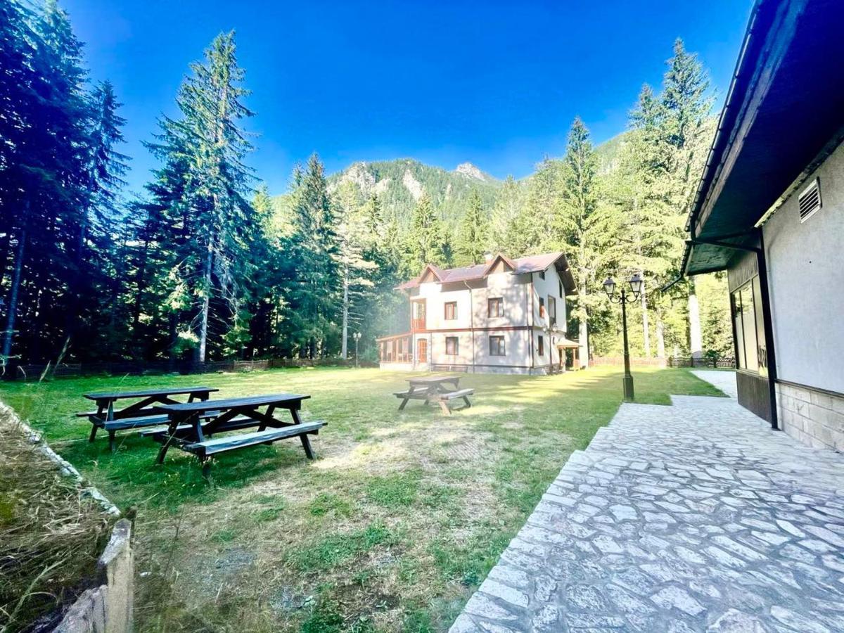 Комплекс Орлово гнездо Бели-Искыр Экстерьер фото